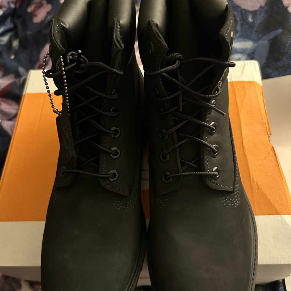 Mens Timberland boots sizes 9 & 9.5